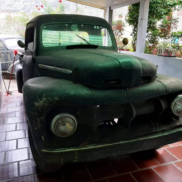 PICK UP FORD F1 1951 SEM MOTOR