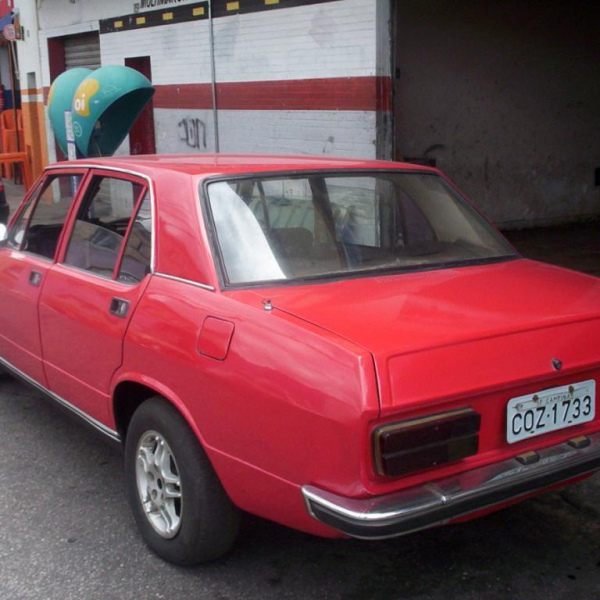 ALFA ROMEO 2.300 ANO 1978