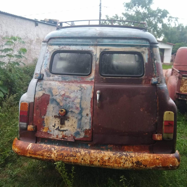 chevrolet marta rocha suburban  1956